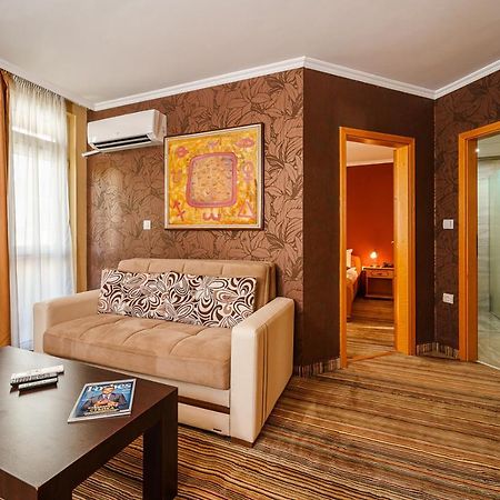 Hotel Avion - Self Check In Plovdiv Ngoại thất bức ảnh
