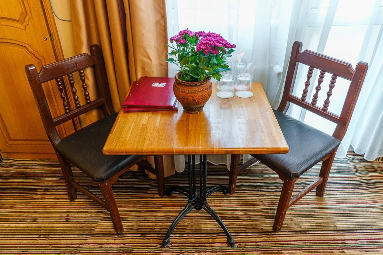Hotel Avion - Self Check In Plovdiv Ngoại thất bức ảnh
