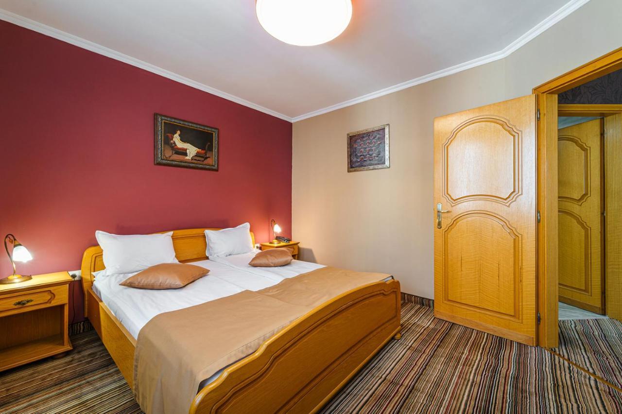 Hotel Avion - Self Check In Plovdiv Ngoại thất bức ảnh