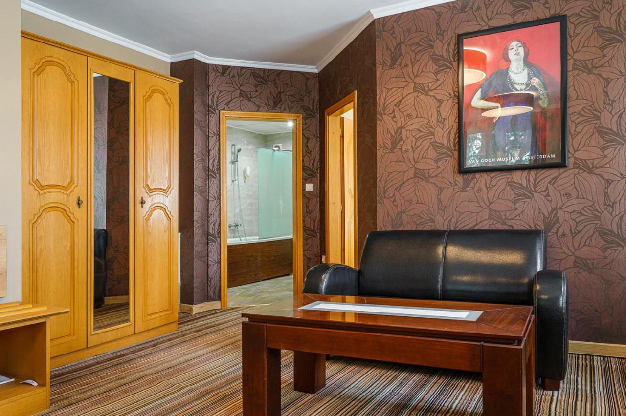 Hotel Avion - Self Check In Plovdiv Ngoại thất bức ảnh