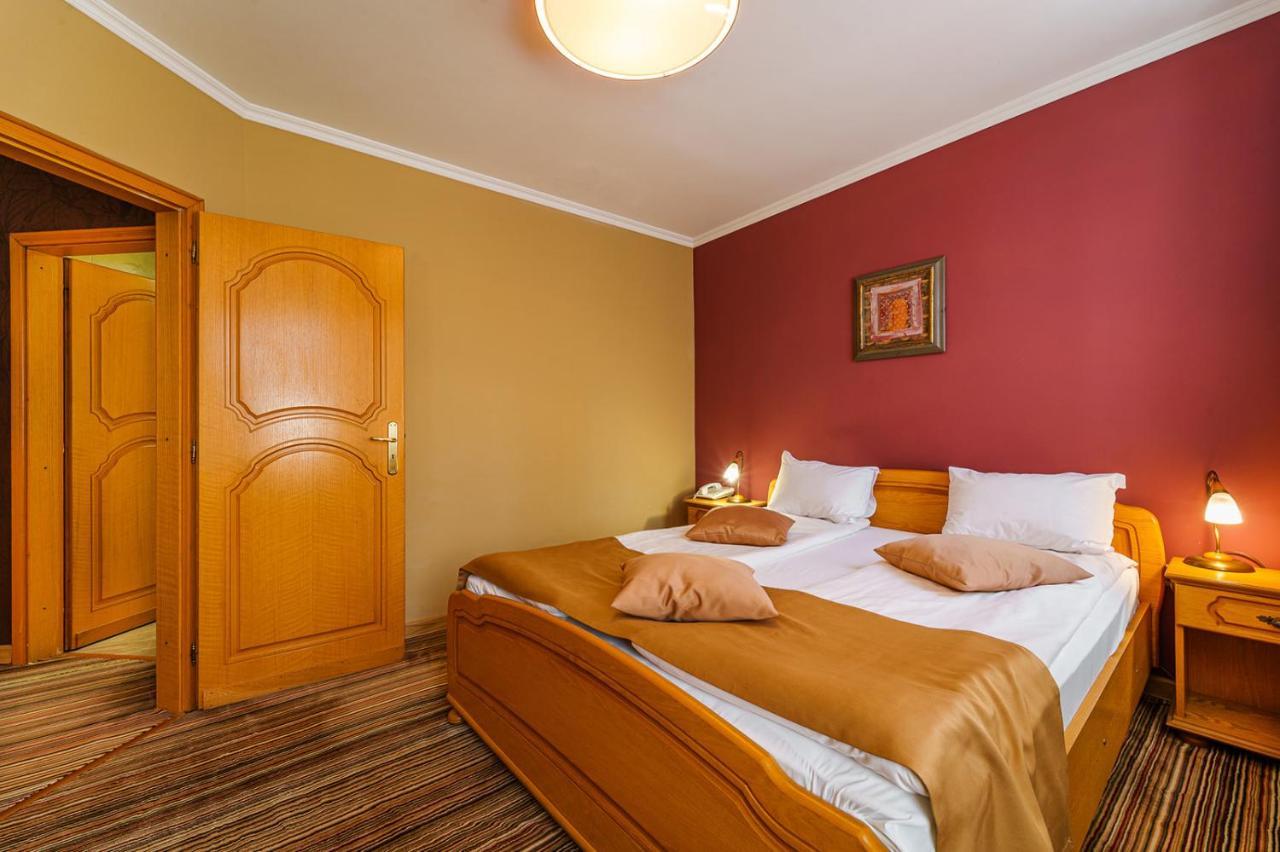 Hotel Avion - Self Check In Plovdiv Ngoại thất bức ảnh