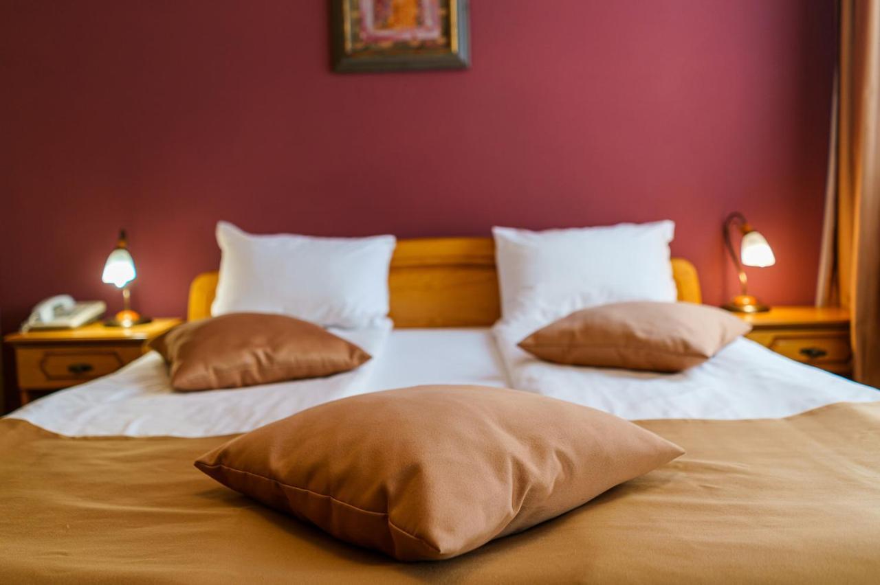 Hotel Avion - Self Check In Plovdiv Ngoại thất bức ảnh