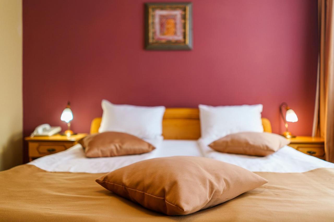 Hotel Avion - Self Check In Plovdiv Ngoại thất bức ảnh
